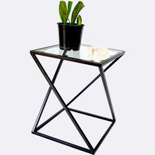 Load image into Gallery viewer, Black Zig Zag Pattern Metal Side Table