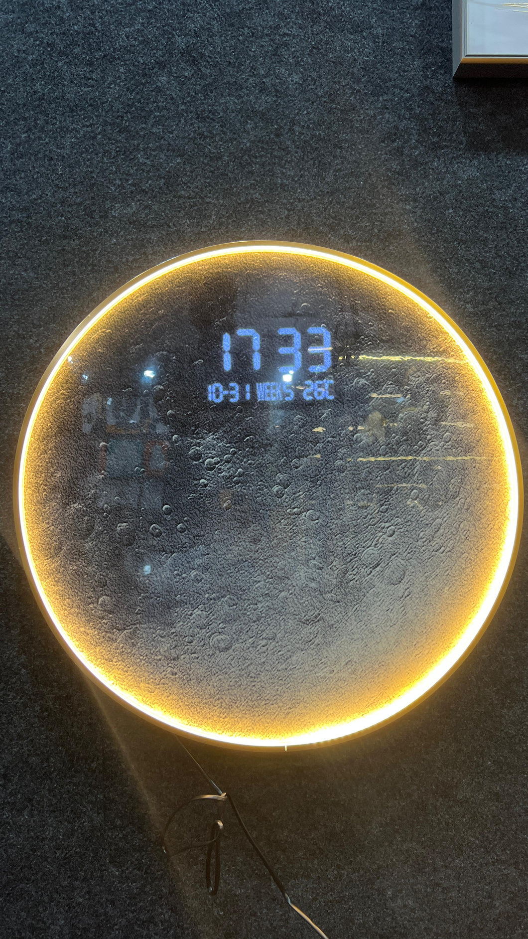 Modern Round Shape Crystal Painting With Digital Clock And Led