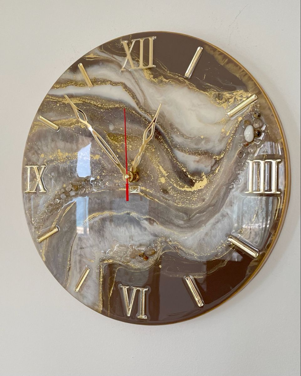 Beige Effect Epoxy Resin Wall Clock