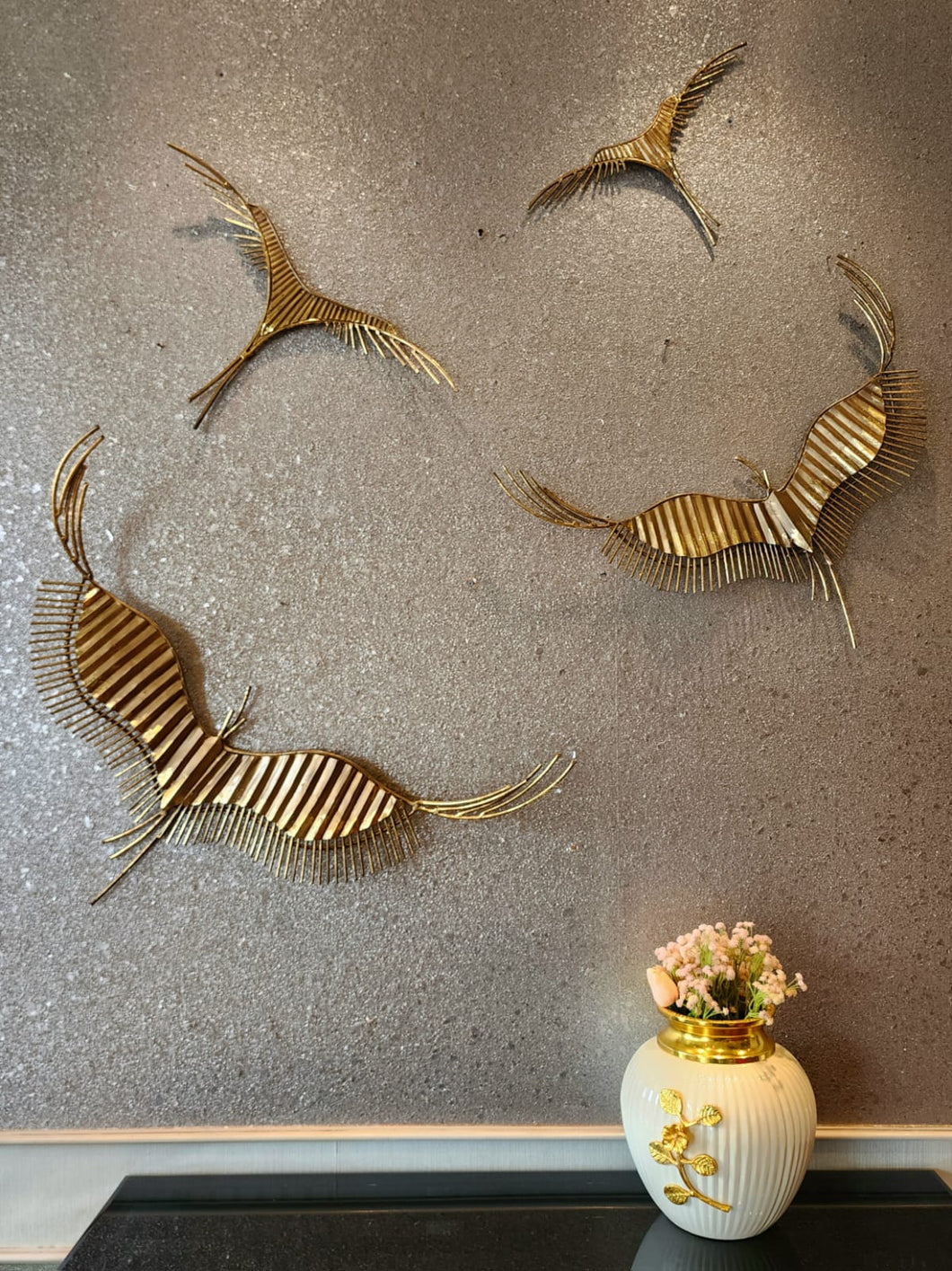 Exclusive Metal Wall Hanging Birds