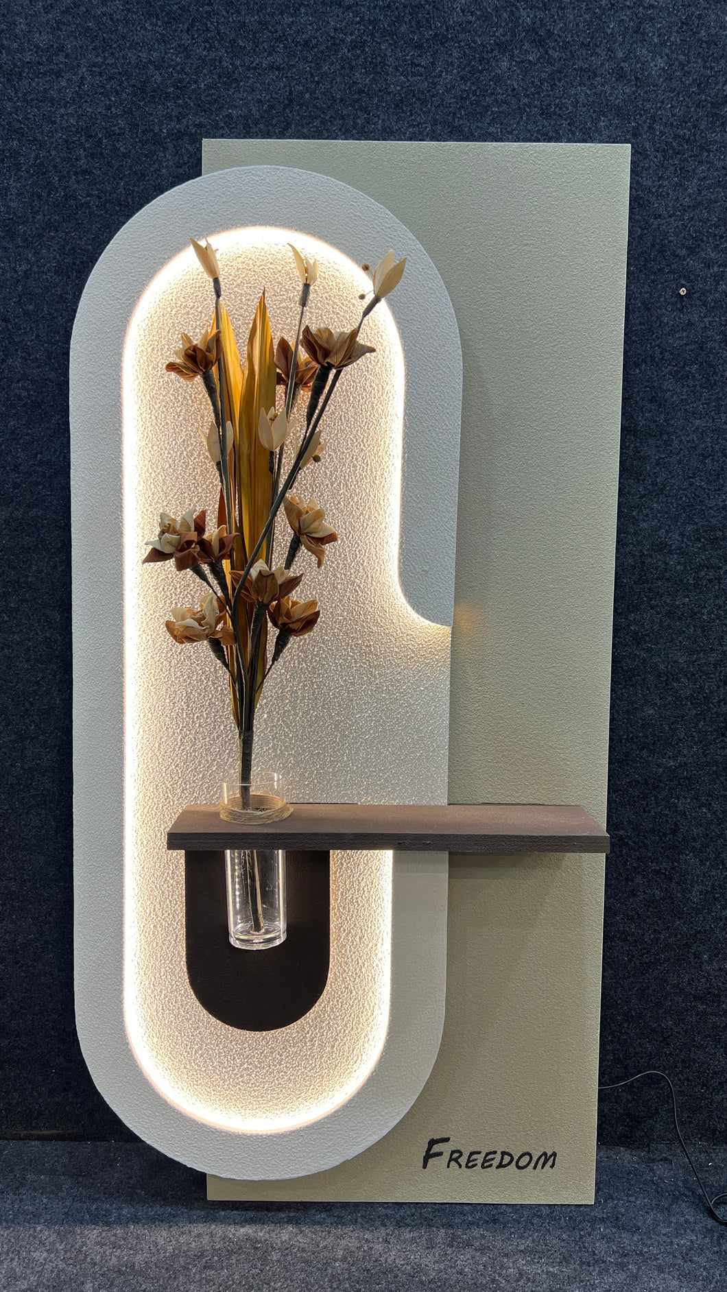 Modern Dynamic Sandstone Imitation Plant Wall Art Led