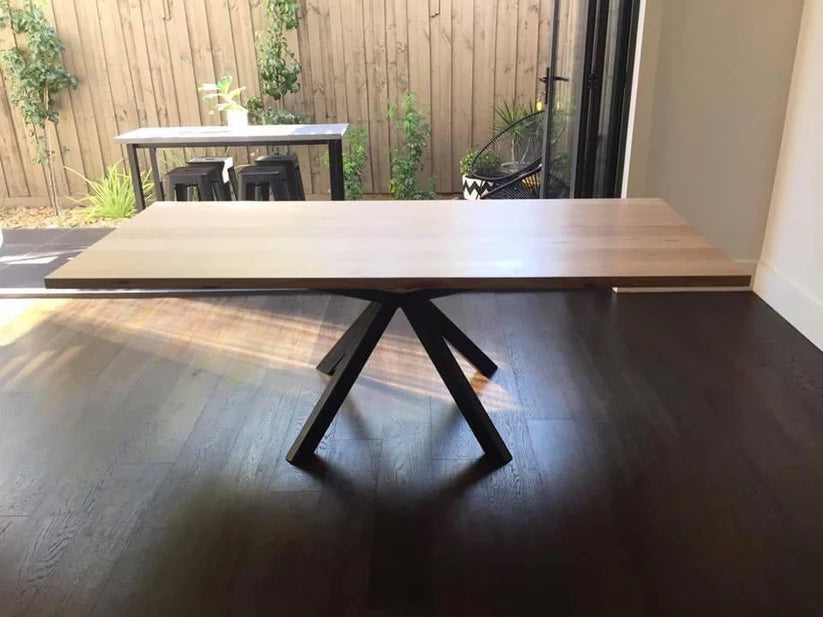 PickUp Sticks Dining Table