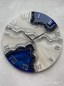 Elegant Blue And White Epoxy Resin Wall Clock