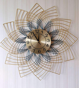 Amazing Floral Caitlynn Wall Clock