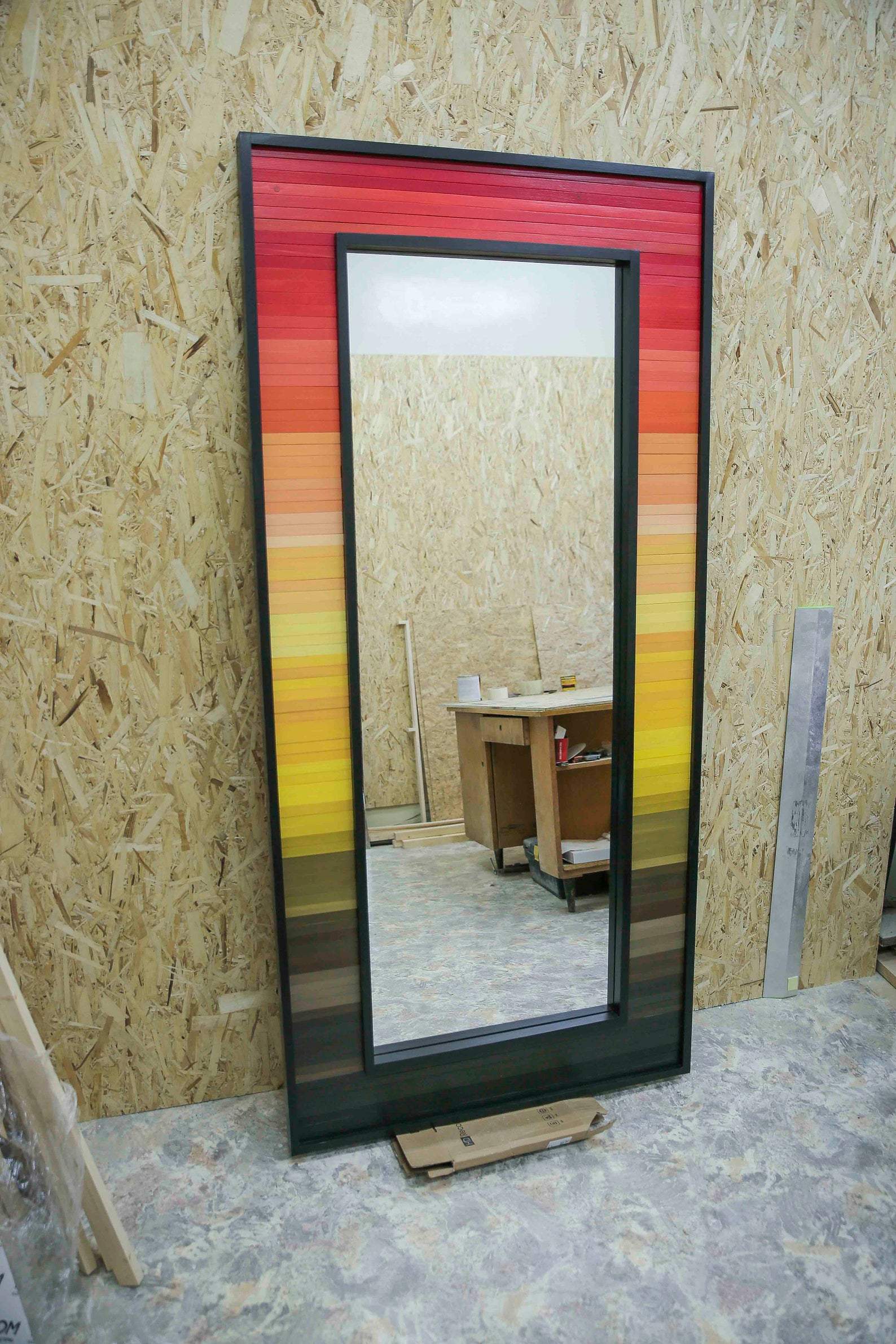 GRADIENT PLANK WOOD MOSAIC MIRROR WALL DECOR
