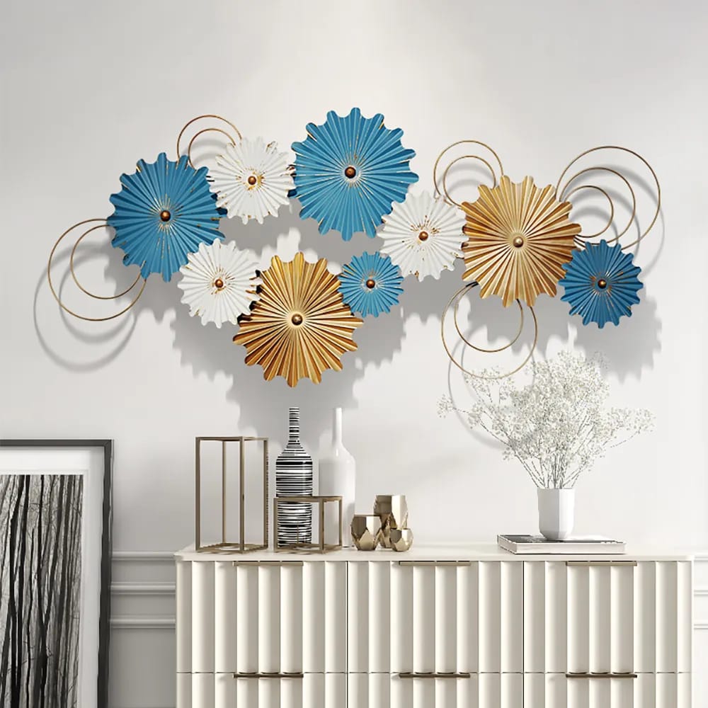 Splendid Metal Wall Hanging