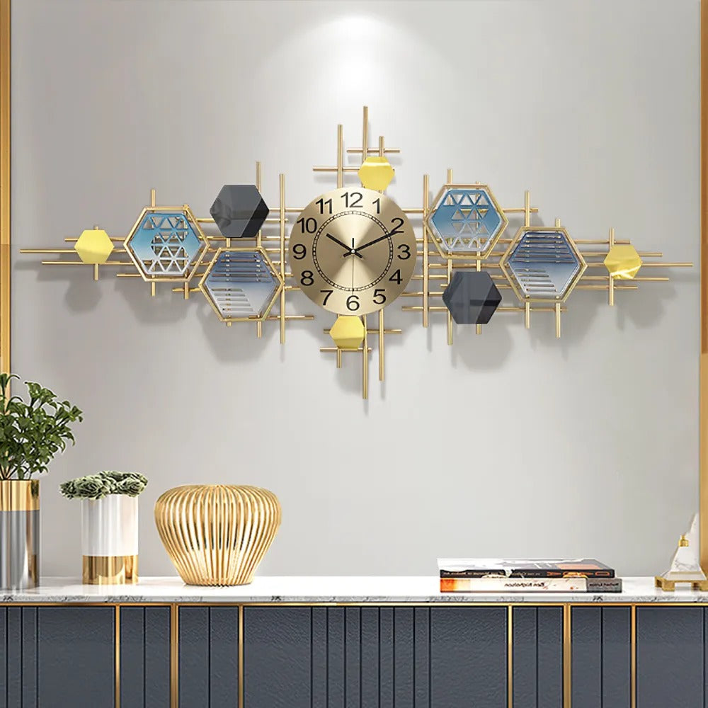 Splendid Design Metal Wall Clock