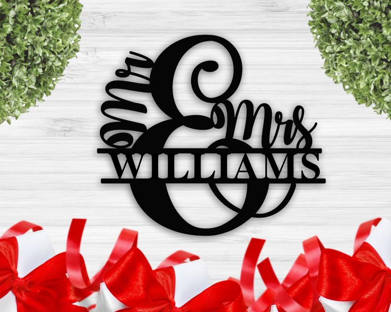 Personalized Mr and Mrs Sign Wall Decor